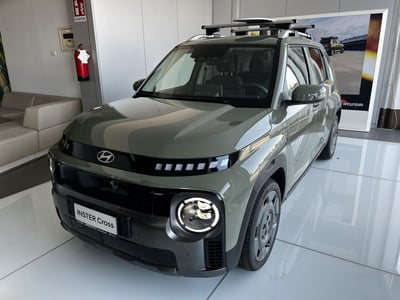 Hyundai Inster Cross 49kWh Plus Pack nuova a Caresanablot