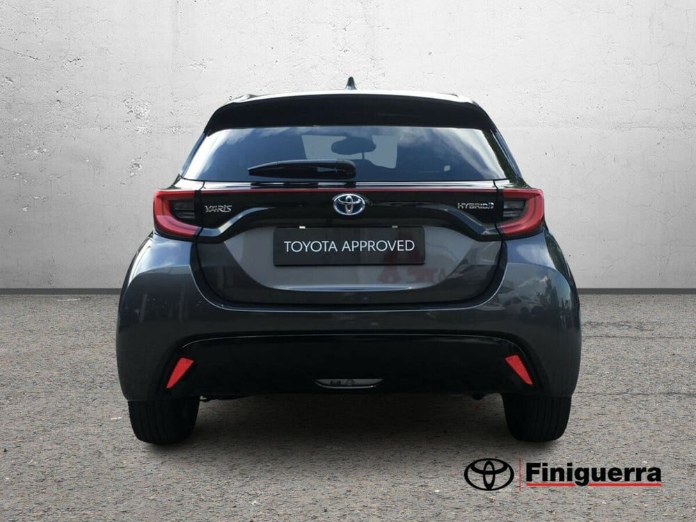 Toyota Yaris usata a Lecco (4)
