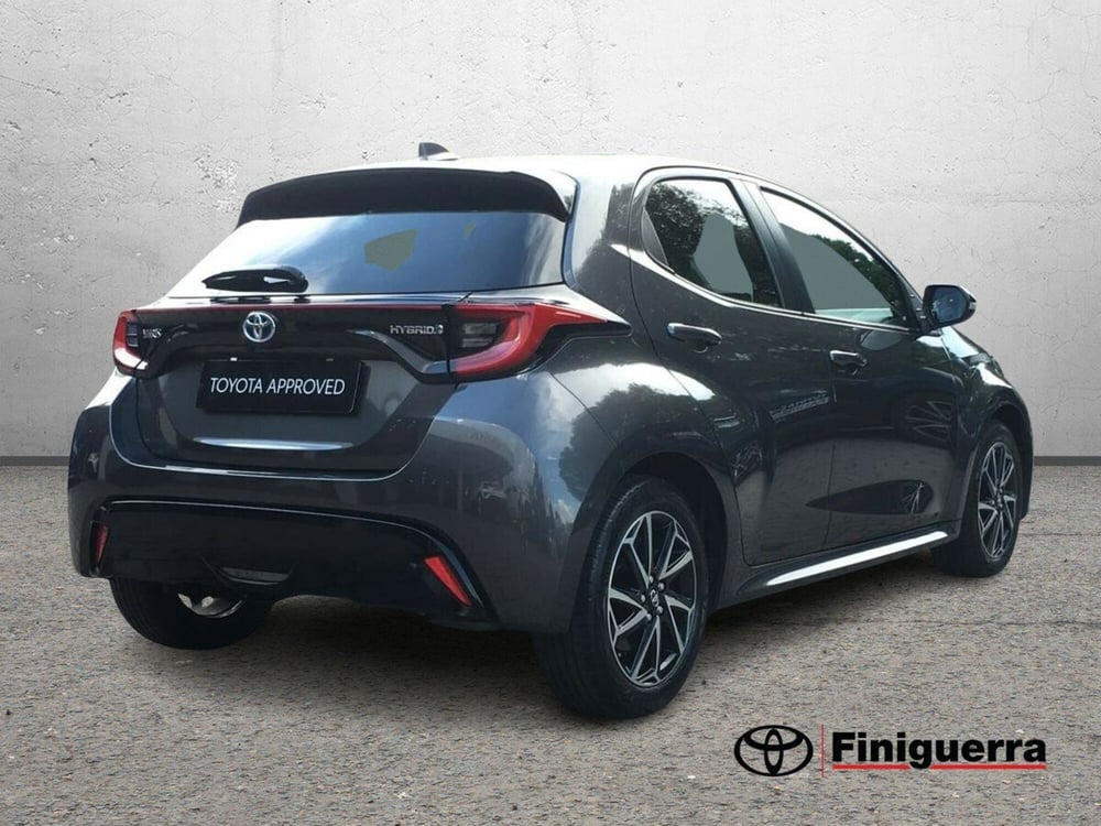 Toyota Yaris usata a Lecco (5)