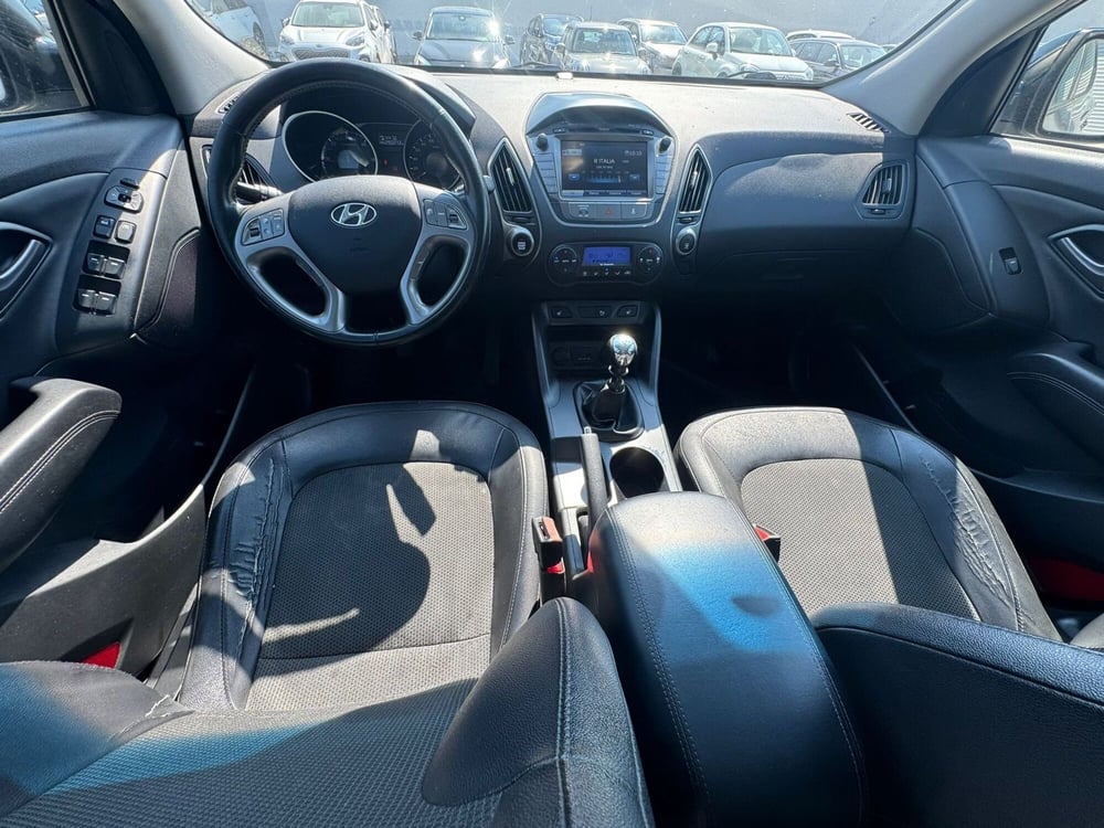Hyundai ix35 usata a Salerno (13)