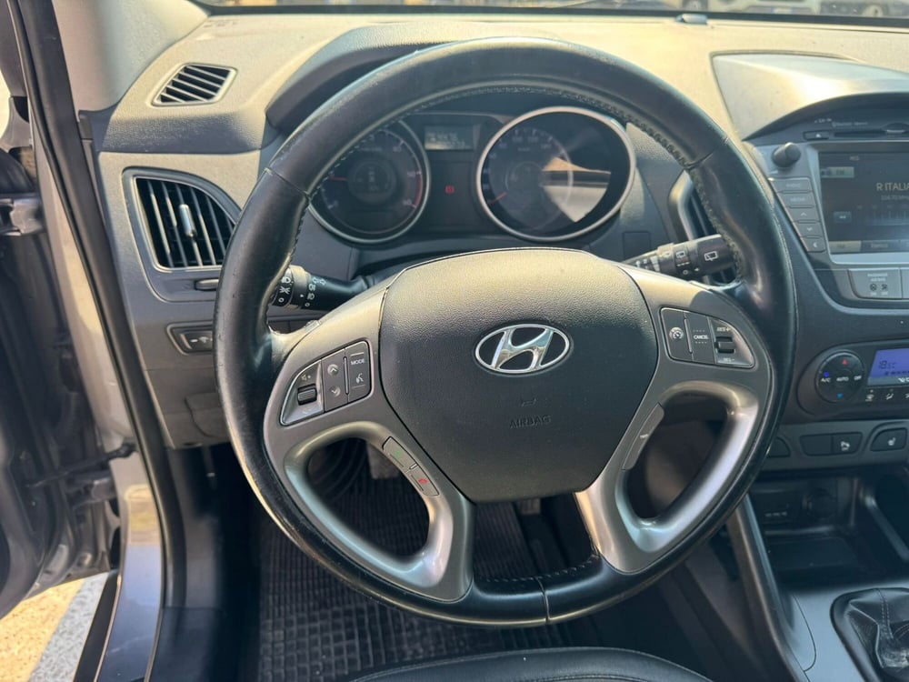 Hyundai ix35 usata a Salerno (14)
