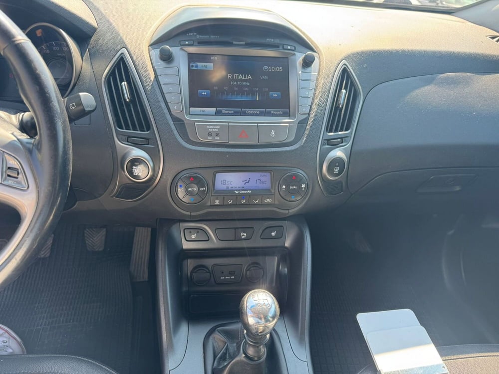Hyundai ix35 usata a Salerno (17)