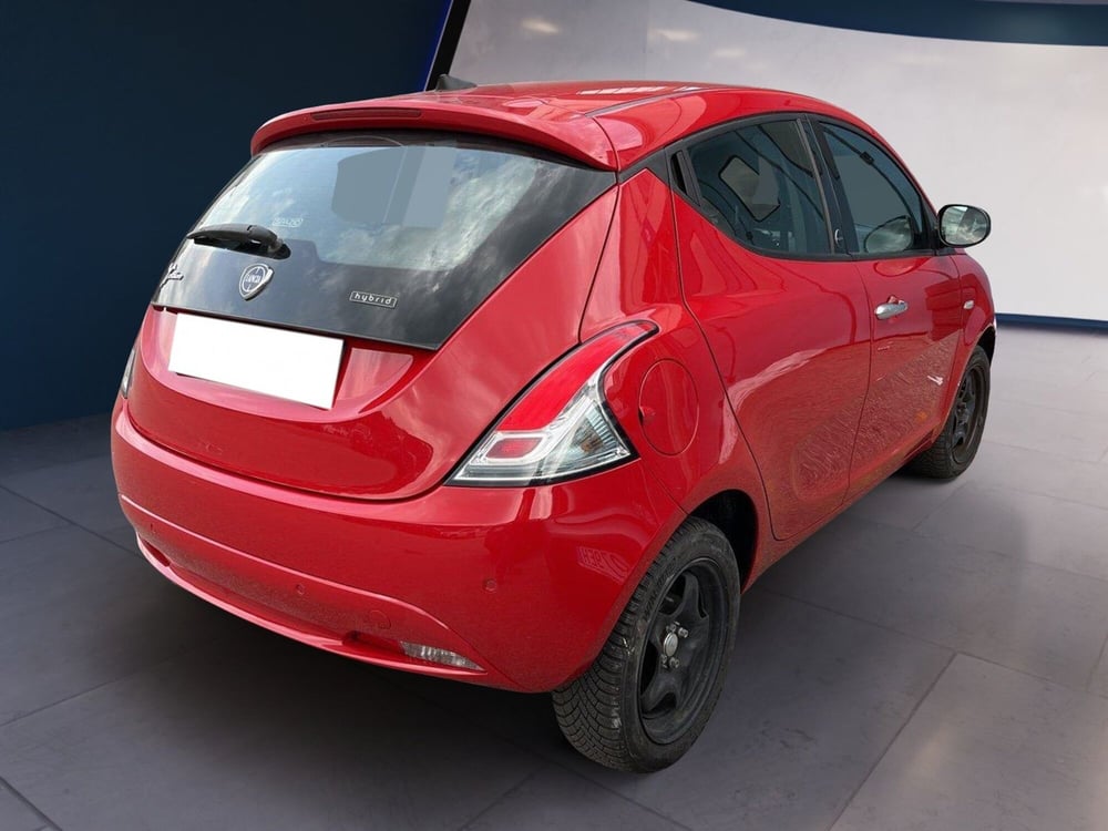 Lancia Ypsilon usata a Torino (4)