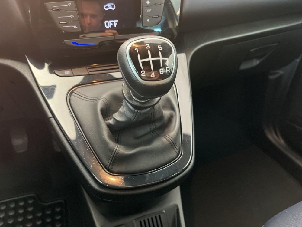Lancia Ypsilon usata a Torino (15)