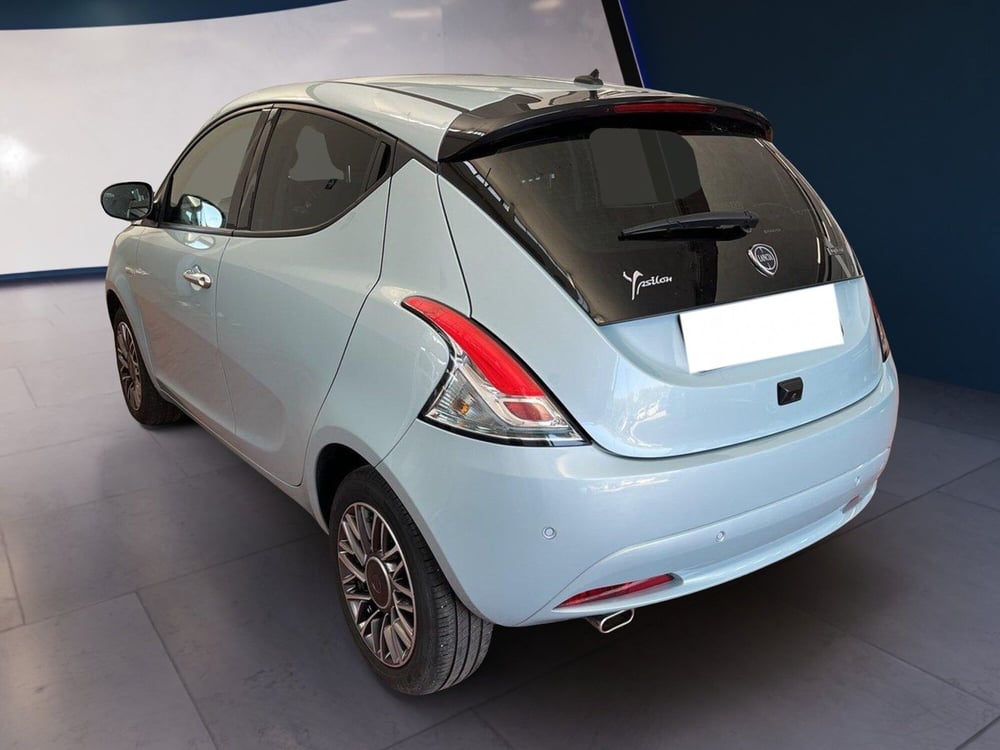 Lancia Ypsilon usata a Torino (5)