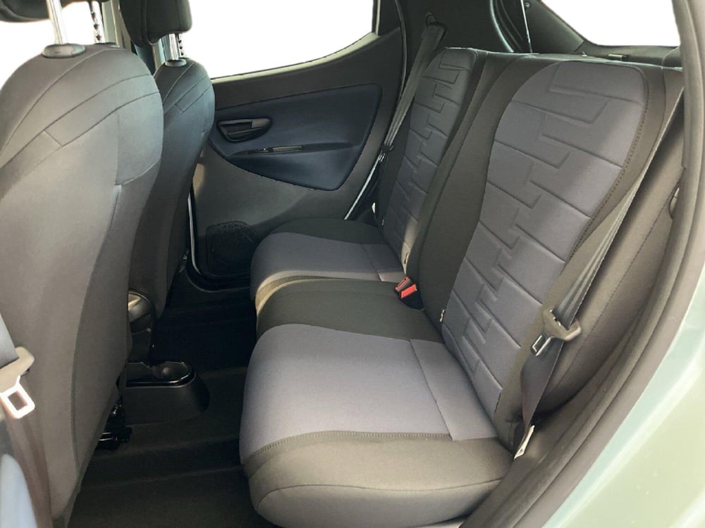 Lancia Ypsilon usata a Torino (9)