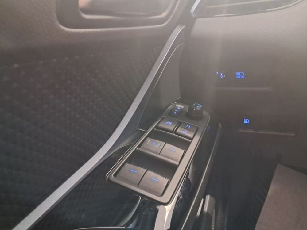 Toyota Toyota C-HR usata a Cagliari (18)