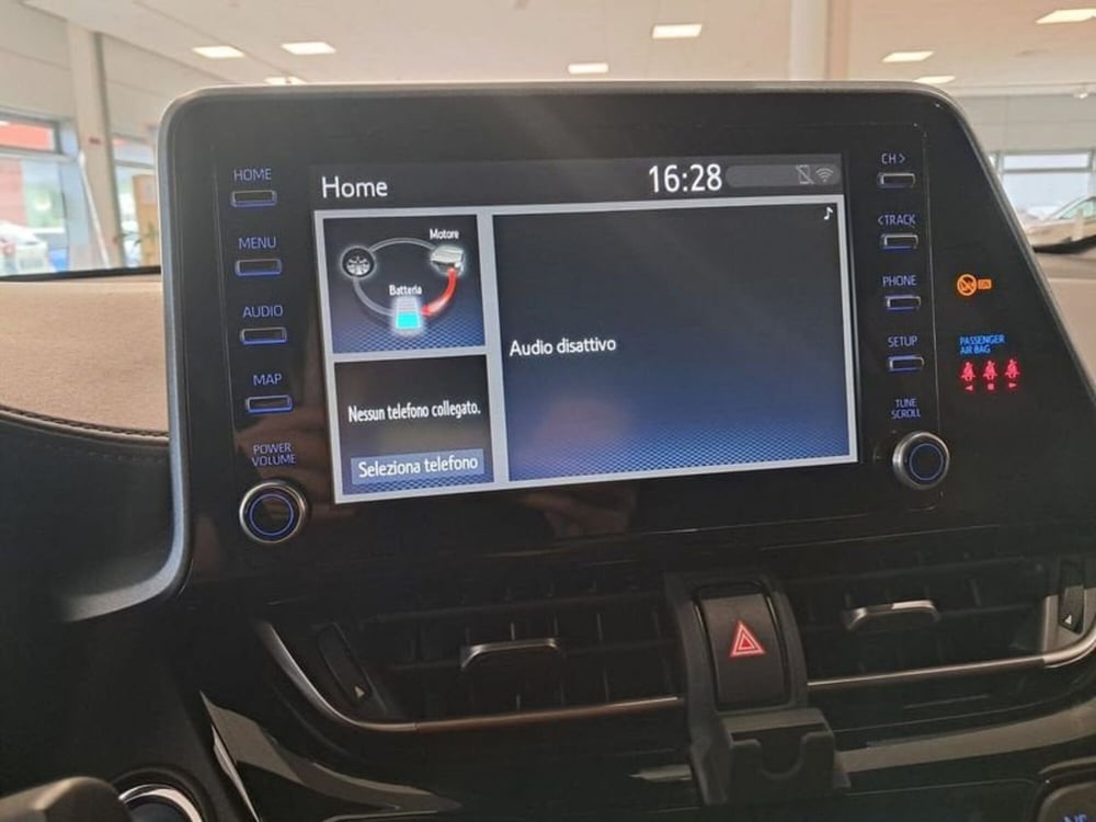 Toyota Toyota C-HR usata a Cagliari (19)