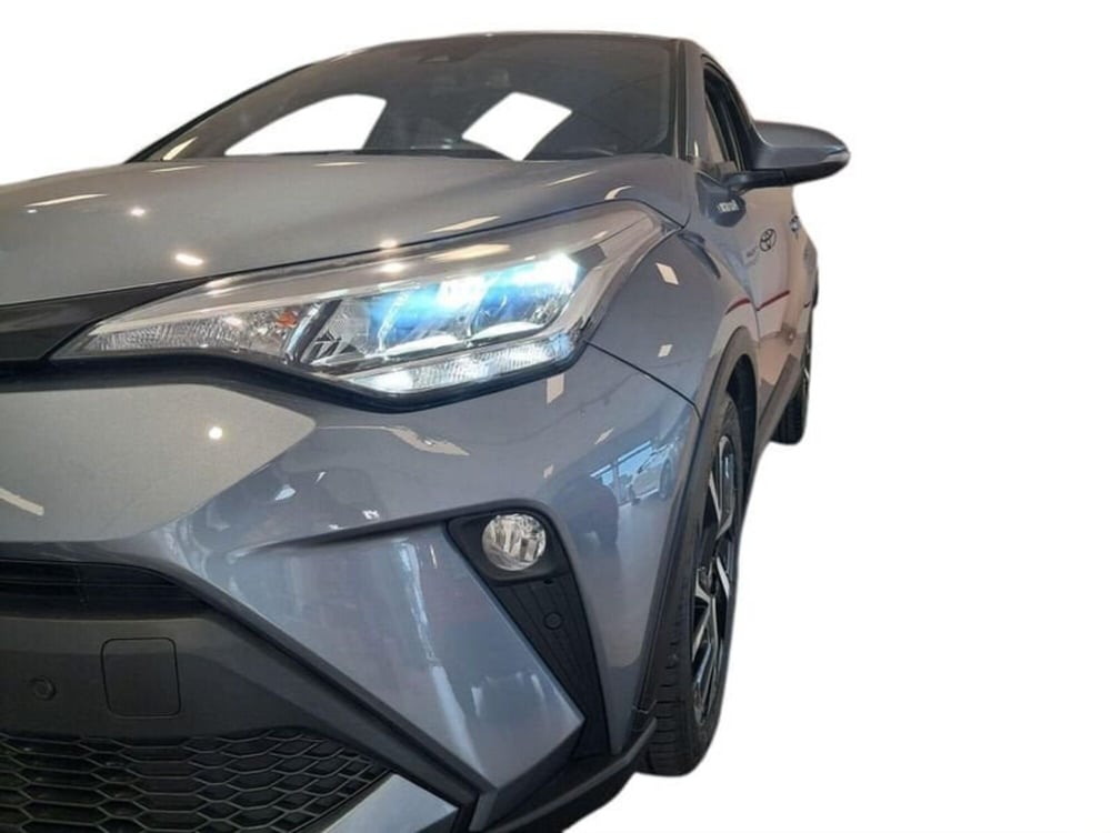 Toyota Toyota C-HR usata a Cagliari (4)
