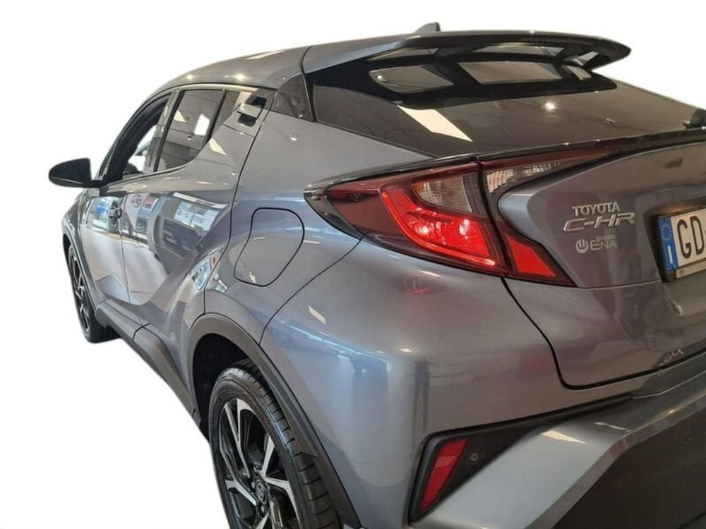 Toyota Toyota C-HR usata a Cagliari (8)