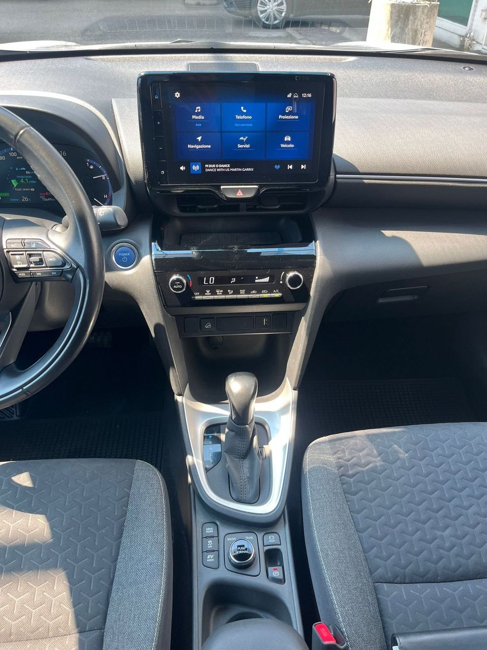 Toyota Yaris Cross usata a Cremona (14)
