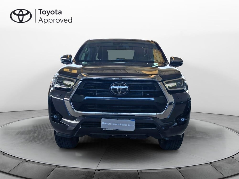 Toyota Hilux usata a Cremona (5)