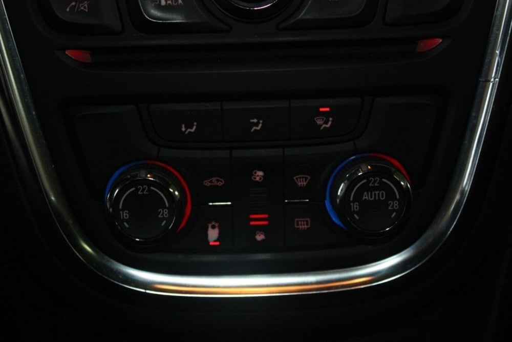 Opel Mokka usata a Viterbo (13)