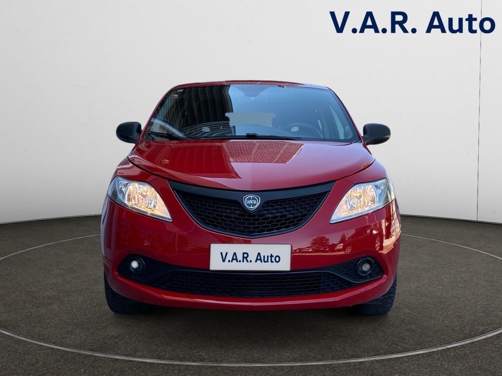 Lancia Ypsilon usata a Bologna (4)
