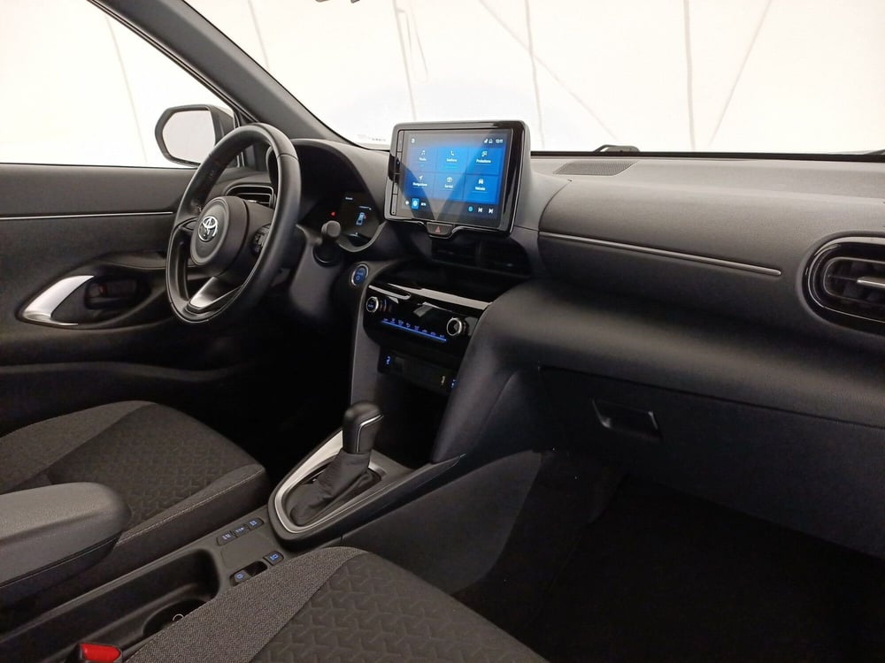 Toyota Yaris Cross usata a Bari (10)