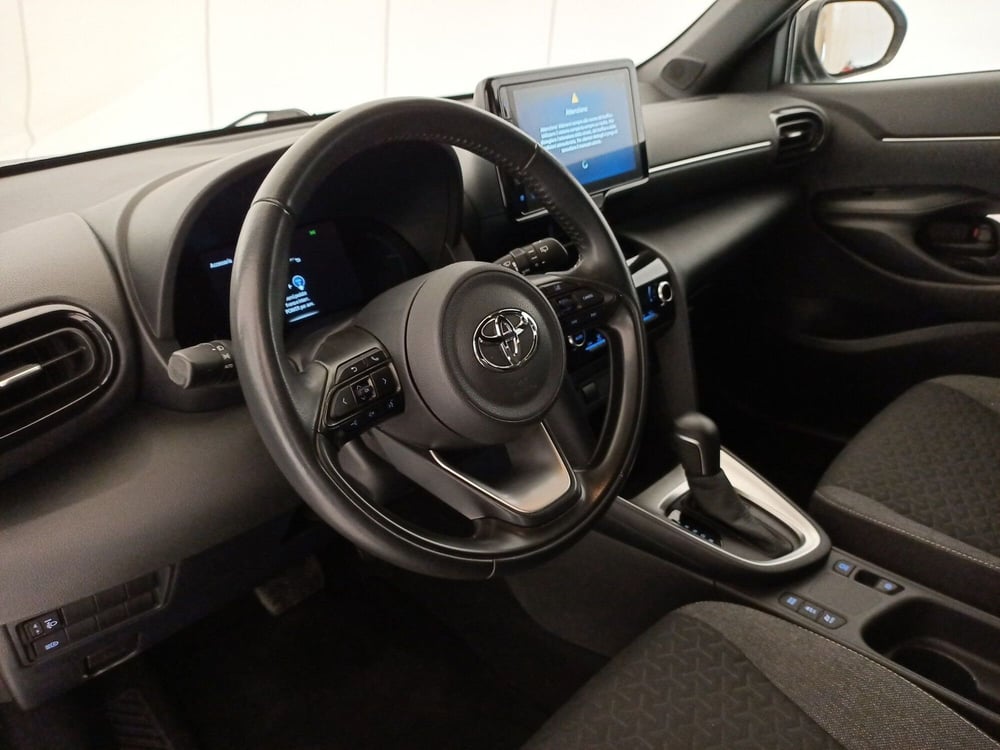 Toyota Yaris Cross usata a Bari (5)