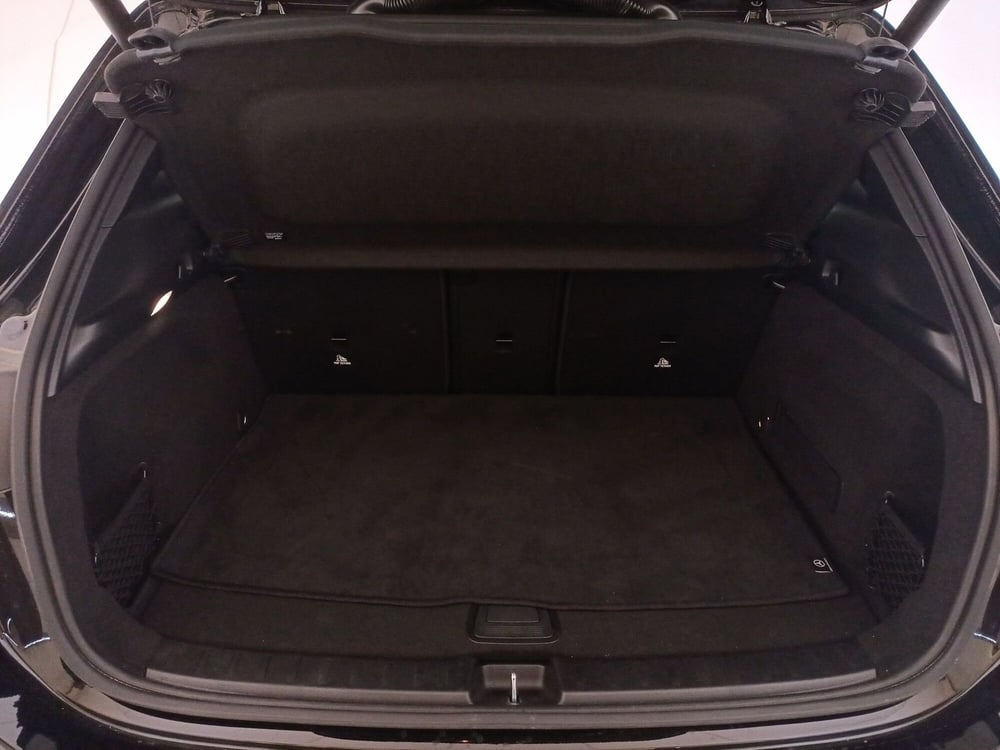 Mercedes-Benz GLA SUV usata a Bari (13)