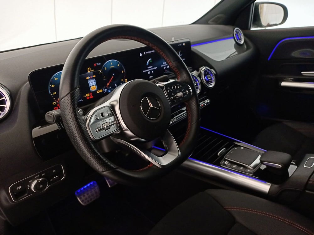 Mercedes-Benz GLA SUV usata a Bari (5)