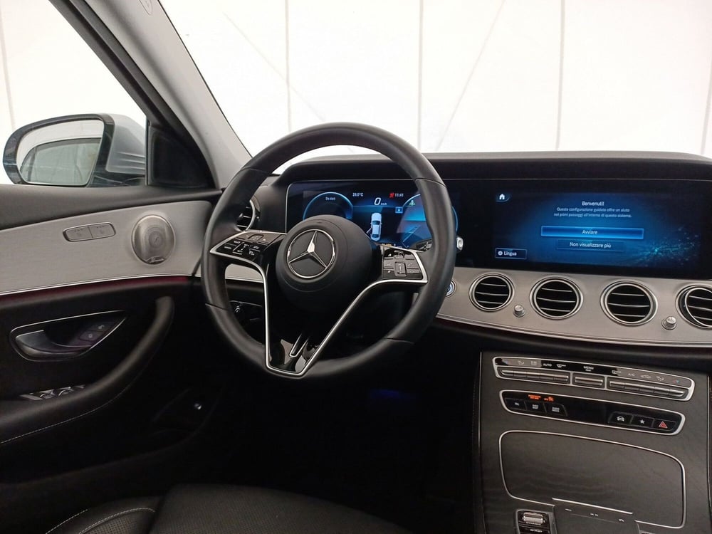 Mercedes-Benz Classe E usata a Bari (10)