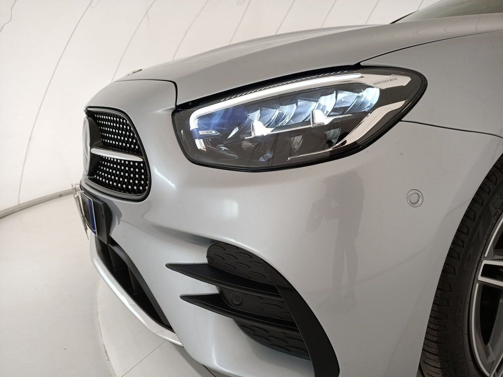 Mercedes-Benz Classe E usata a Bari (11)