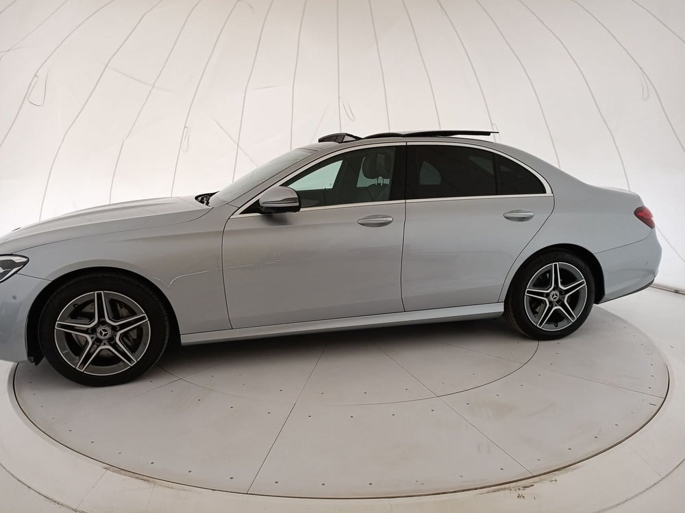 Mercedes-Benz Classe E usata a Bari (2)