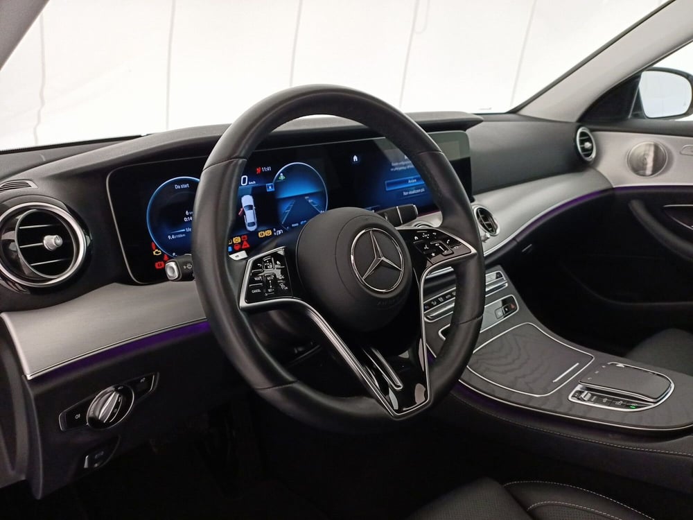 Mercedes-Benz Classe E usata a Bari (5)