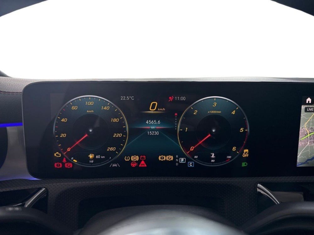 Mercedes-Benz CLA Shooting Brake usata a Rimini (9)