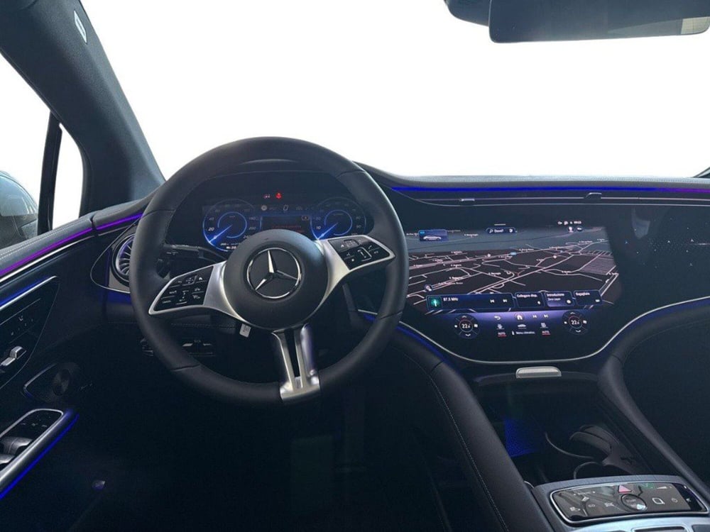 Mercedes-Benz EQE nuova a Rimini (11)