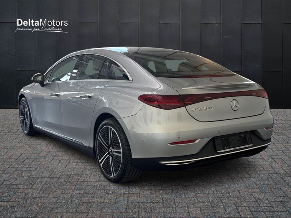 Mercedes-Benz EQE nuova a Rimini (5)