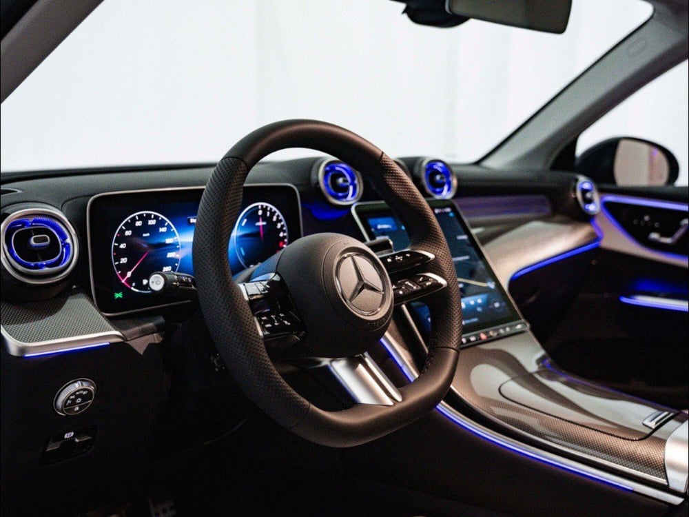 Mercedes-Benz GLC SUV nuova a Macerata (10)