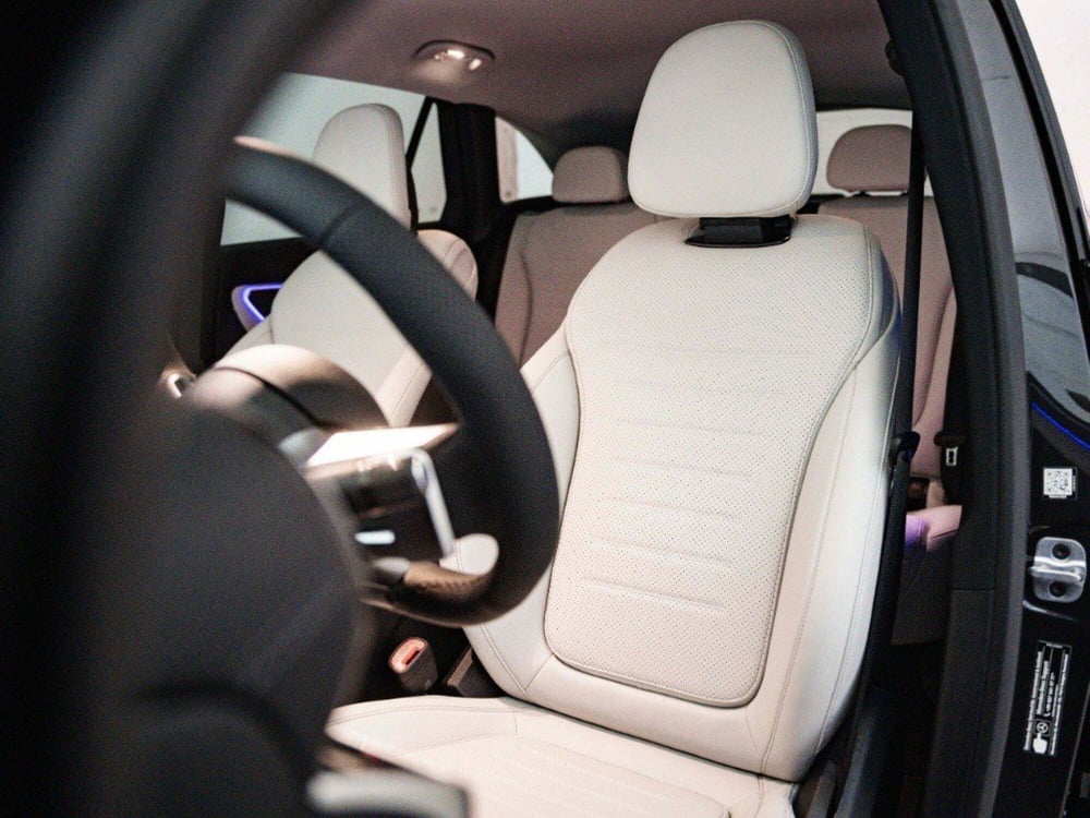 Mercedes-Benz GLC SUV nuova a Macerata (13)