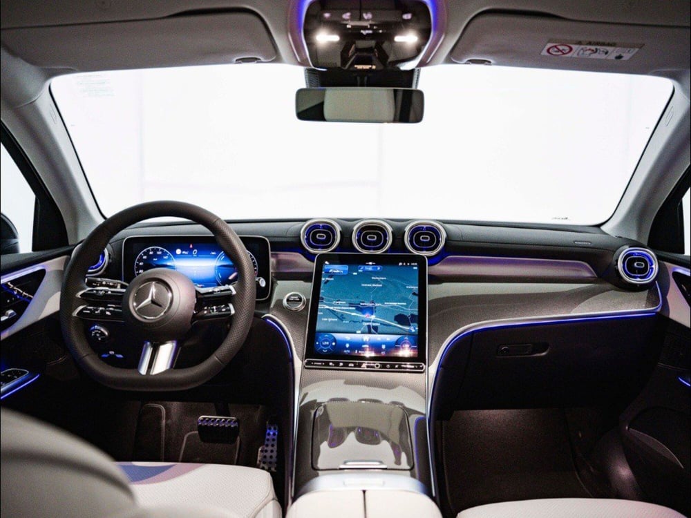Mercedes-Benz GLC SUV nuova a Macerata (19)