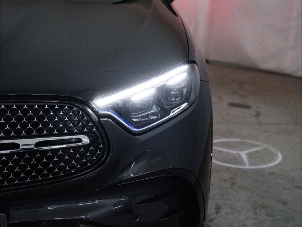 Mercedes-Benz GLC SUV nuova a Macerata (2)