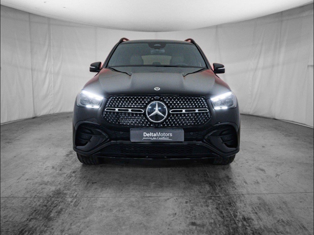 Mercedes-Benz GLE SUV nuova a Macerata (2)