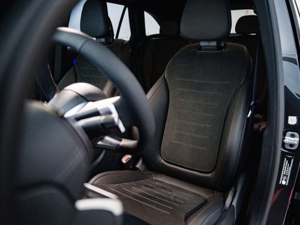 Mercedes-Benz GLC SUV nuova a Macerata (12)