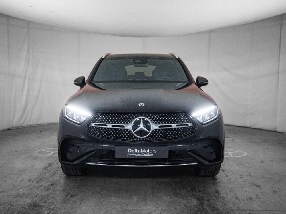 Mercedes-Benz GLC SUV nuova a Macerata (2)