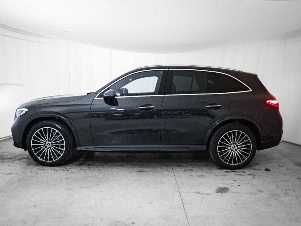 Mercedes-Benz GLC SUV nuova a Macerata (4)