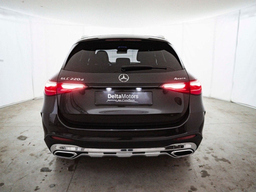 Mercedes-Benz GLC SUV nuova a Macerata (7)