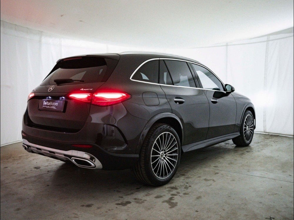 Mercedes-Benz GLC SUV nuova a Macerata (9)