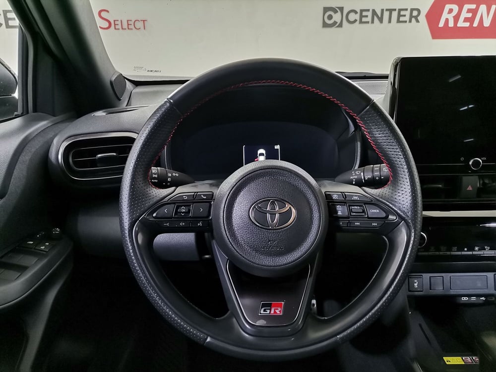 Toyota Yaris Cross usata a Salerno (8)