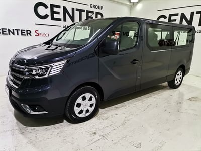Renault Trafic Furgone BluedCi 150CV EDC PL-TN Zen del 2023 usata a Salerno