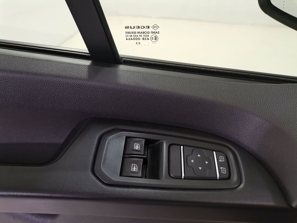 Renault Trafic Furgone usata a Salerno (13)