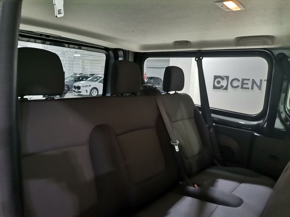 Renault Trafic Furgone usata a Salerno (9)