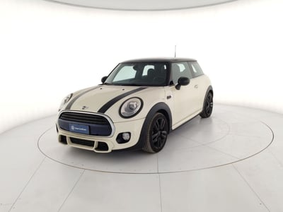 MINI Mini 1.5 Cooper Hype del 2017 usata a Massa
