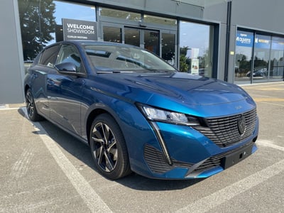 Peugeot 308 1.2 hybrid Allure 145cv e-dcs 6 nuova a Mirandola