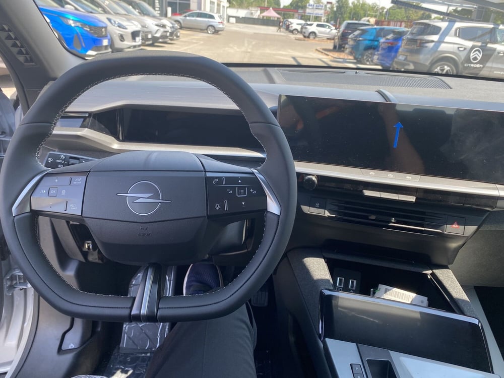 Opel Grandland nuova a Modena (12)