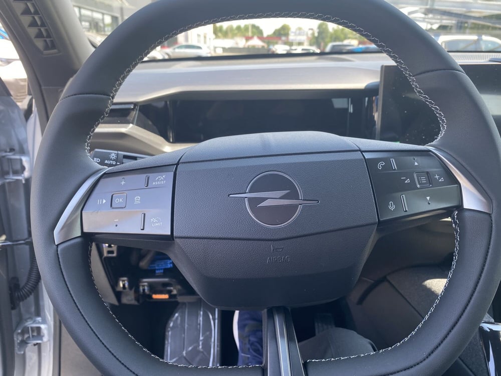 Opel Grandland nuova a Modena (13)