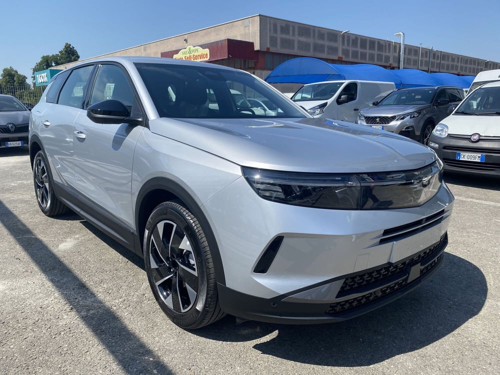 Opel Grandland nuova a Modena (3)