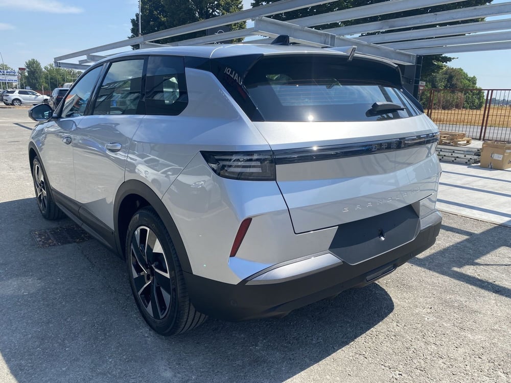 Opel Grandland nuova a Modena (8)