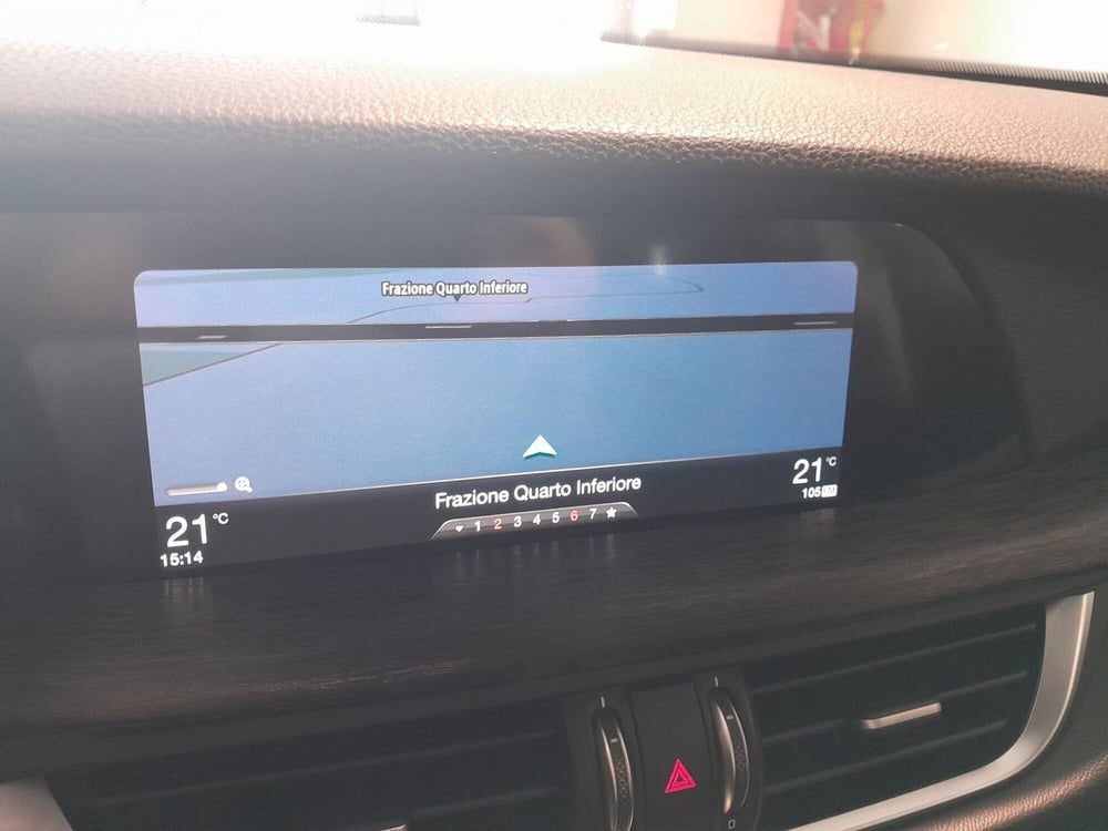 Alfa Romeo Stelvio usata a Asti (13)